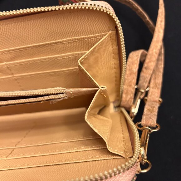 Beautiful Cork Wallet & Phone Case. - Picture 7 of 11